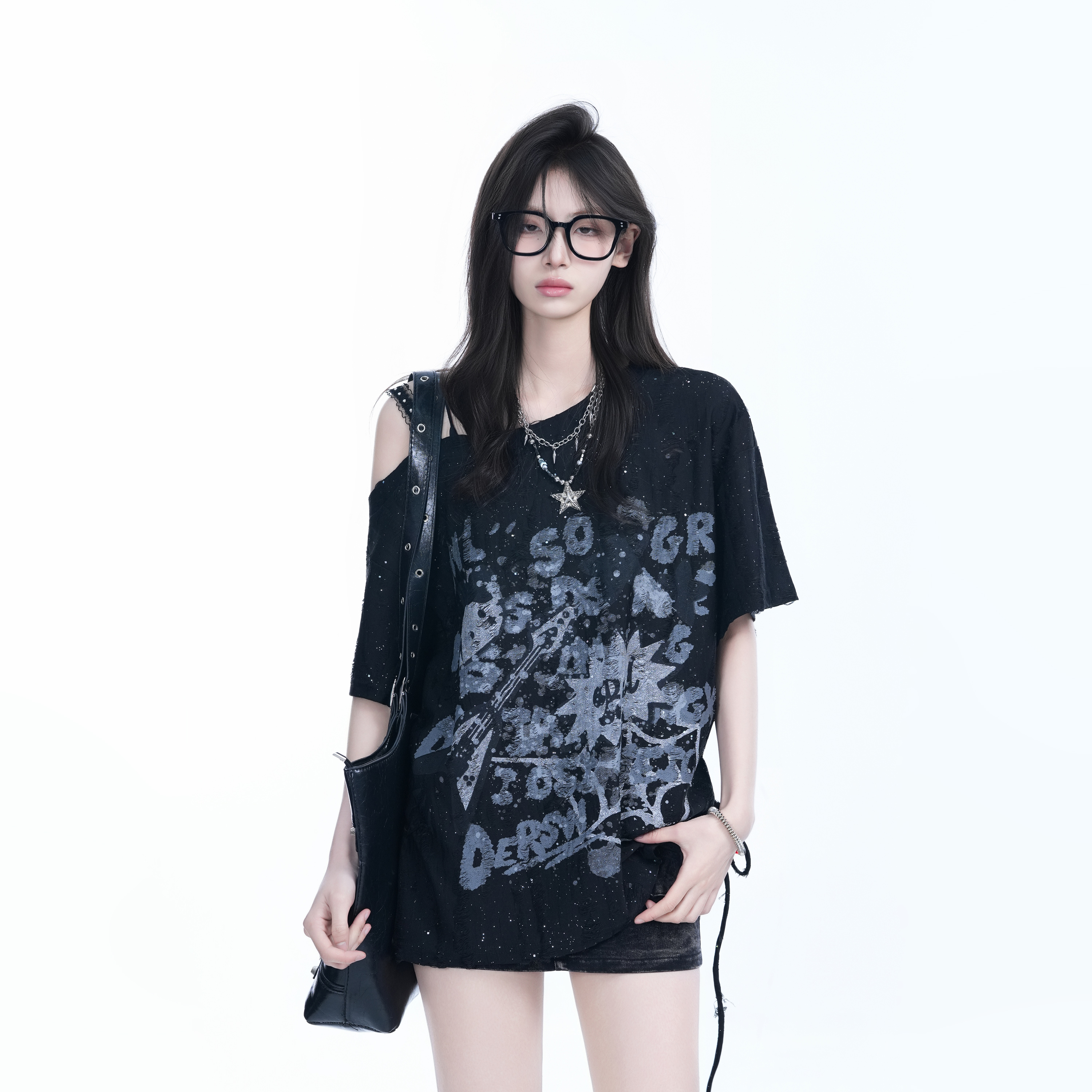 American Retro "Sit and Eat" Graffiti Off-Shoulder Short Sleeve T-Shirt for Women, Loose Fit, INS Style, Y2K Aesthetic