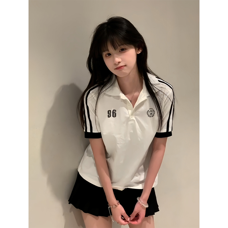 American-Style Shoulder Flip Collar Short Sleeve T-Shirt for Women - Casual College Style Polo Top for Spring & Summer
