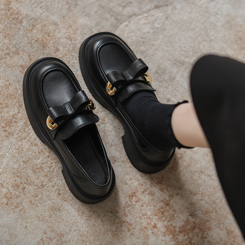 British Style Retro Chunky Heel Loafers for Women - Vintage-Inspired Footwear for a Chic Look