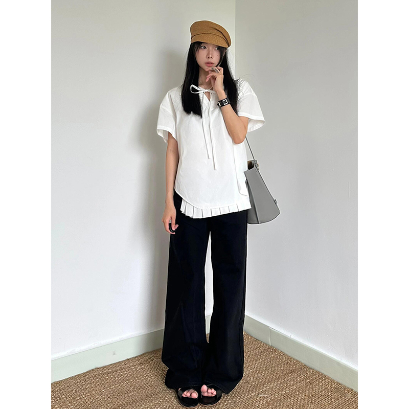Chic Retro Hong Kong Style V-Neck Tie Design Short Sleeve Top for Women - Loose Casual White Summer Shirt