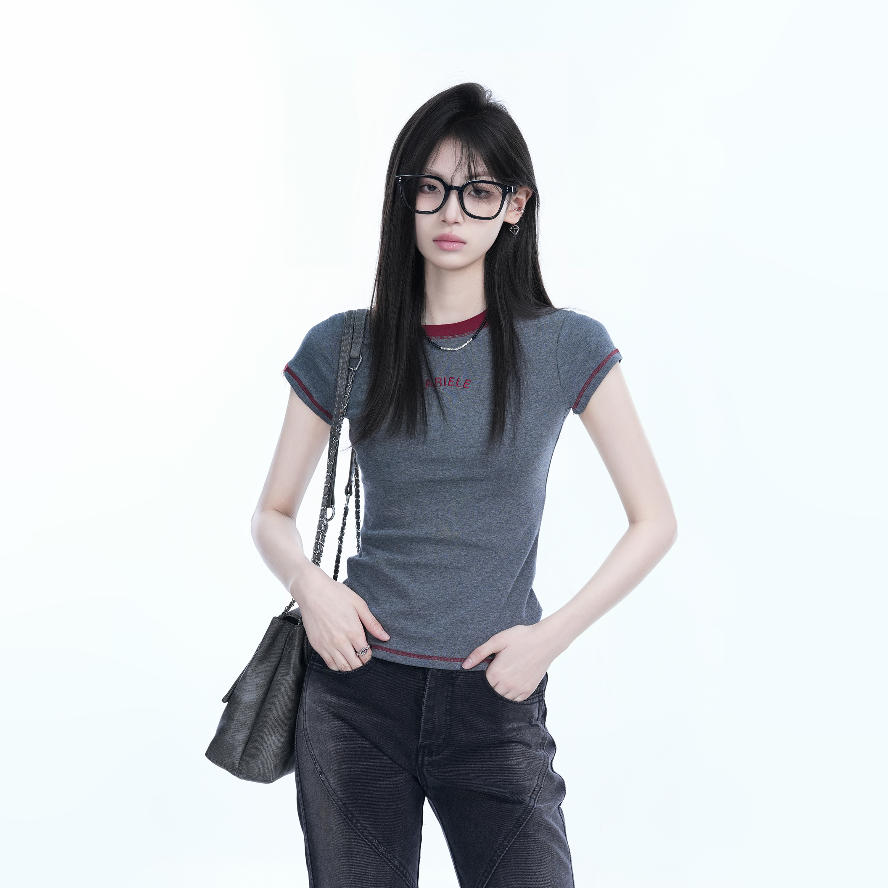 Colorful Contrast Short Sleeve T-Shirt for Women - Slim Fit Round Neck, American Style, Casual Base Layer, Perfect for Everyday Wear