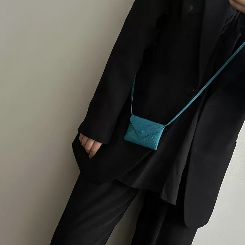 Crossbody Wallet and Envelope Card Holder - INS Style Small Waist Bag, Neck Pouch, Coin Purse - High-Quality Texture Single-Shoulder Bag