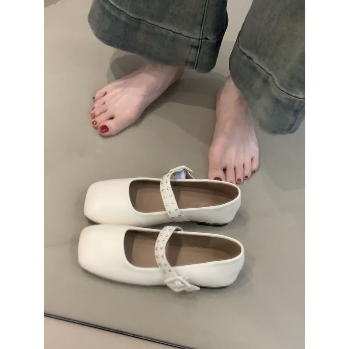 Elegant Retro Sheepskin Mary Jane Shoes for Women - French Square-Toe One-Strap Flat Ballet Shoes, Stylish and Comfortable