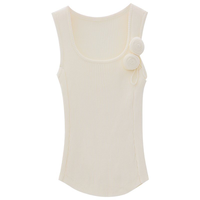 Fragrant Rose Sleeveless Knitted Vest for Women - Slim Fit, Figure-Flattering Top, Floral Design, Perfect for 90s and Y2K Style