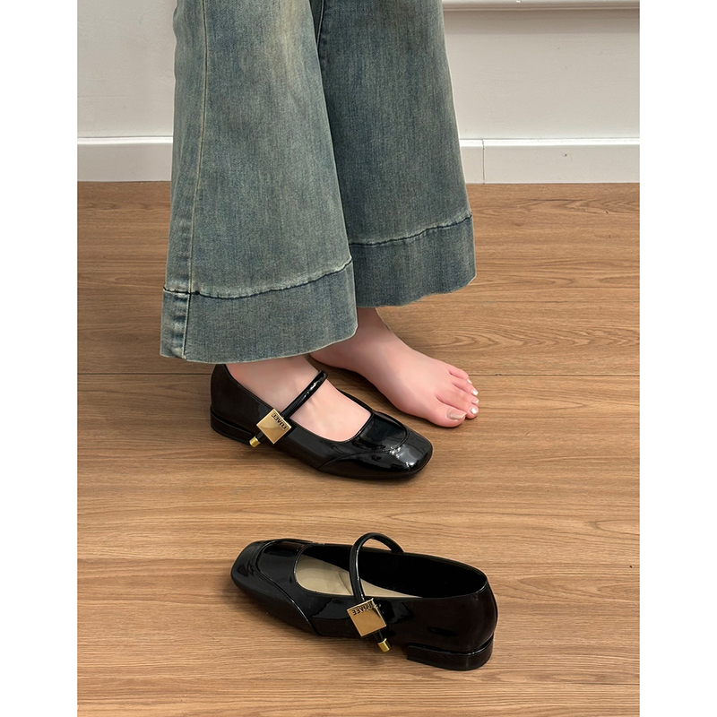 Genuine Leather Red Mary Jane Shoes for Women - 2024 French Vintage Style Shallow Mouth Evening Shoes in Sheepskin