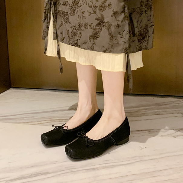 Genuine Leather Sheepskin Bow Vintage Pig Nose Ballet Flats for Women - Chunky Heel French Mary Jane Shoes