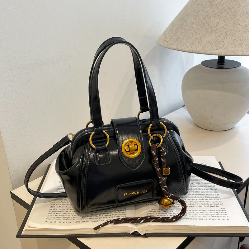 High-End Textured Bowling Bag for Women, Trendy Shoulder Crossbody Clip Bag, Fashionable 2025 Style