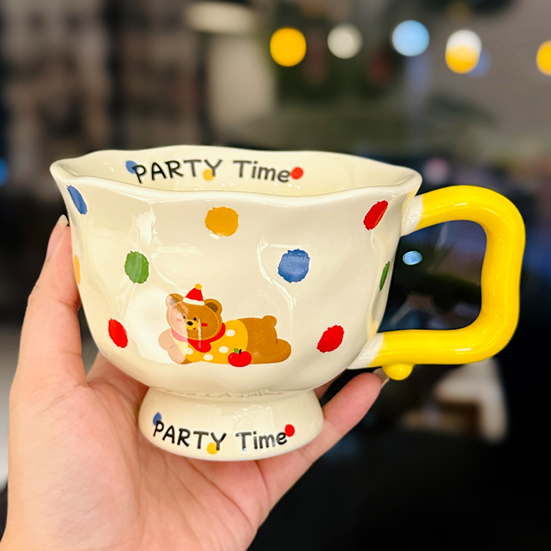 High-Footed Cute Heart Ceramic Water Cup - Wide-Mouth Breakfast Mug for Girls