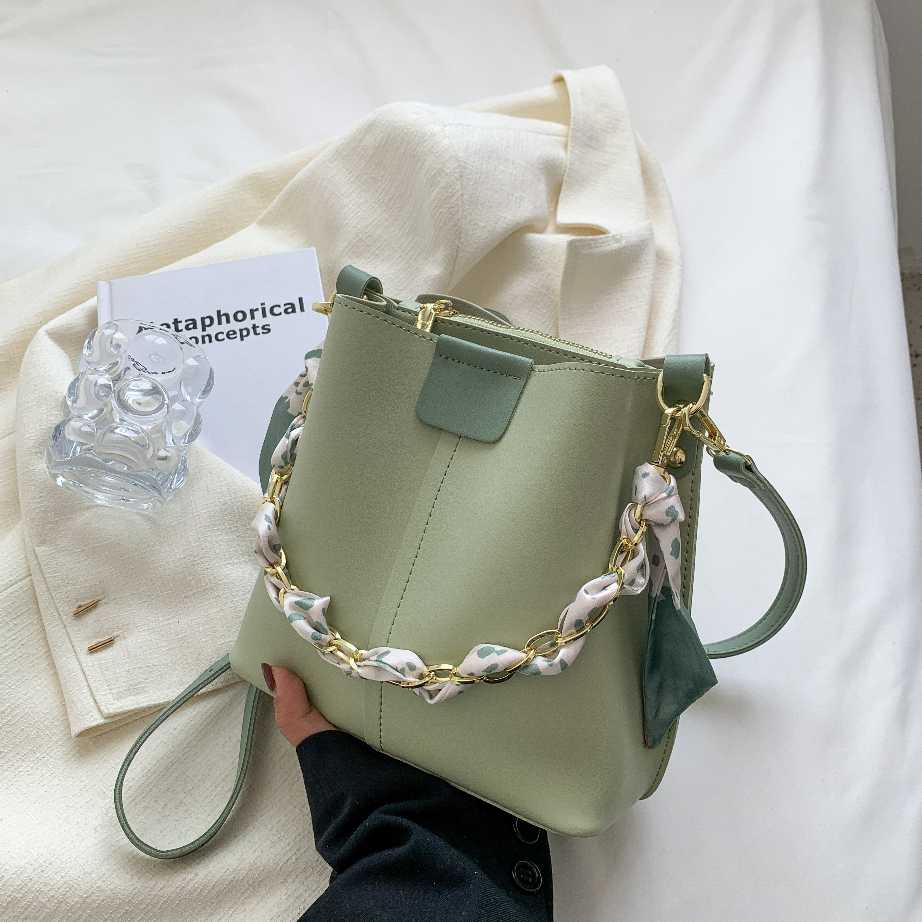 High-Quality Soft Leather Women's Shoulder Bag - Small Fragrant Wind Design, Chain Tote & Crossbody Style, Perfect for Everyday Use
