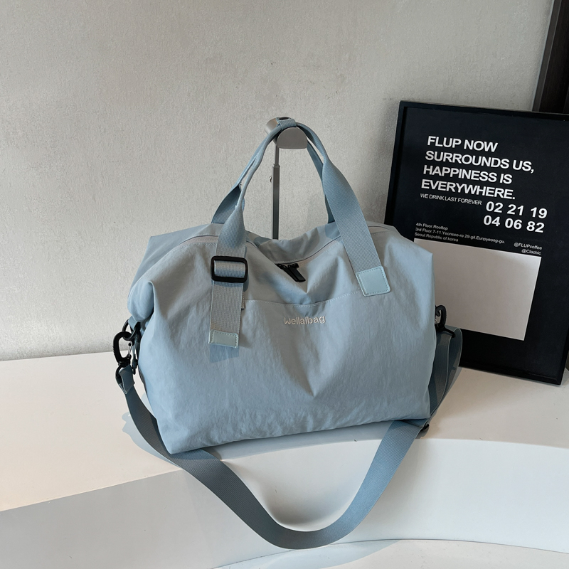 Large Capacity Women's Commuter Travel Bag - Lightweight Fitness Shoulder Bag, Perfect for Maternity & Everyday Use