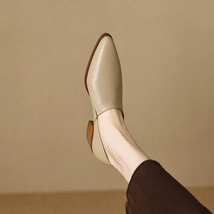 Leather Mid-Heel Women's Deep Mouth Shoes with Chunky Heel and Pointed Toe - Elegant Italian Style Footwear
