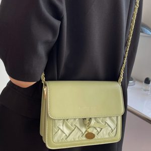 Light Luxury French Shoulder Bag - Versatile Lightweight Crossbody Chain Bag - Small Square Design for Women - Fashionable Commuting Accessory