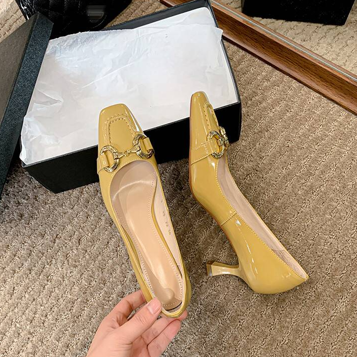 Minimalist Metal Buckle Square-Toe Kitten Heel High Heels in Sheepskin - Comfortable Italian Style Flats