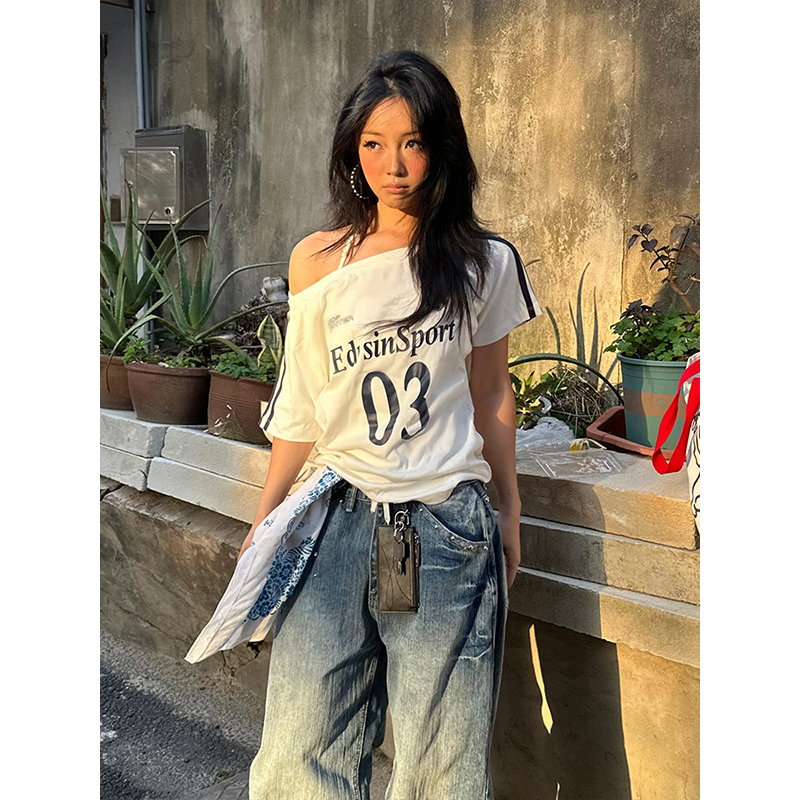Off-Shoulder Color-Blocking T-Shirt for Women - Spicy Girl Summer Top with Letter Print and Woven Strap, Y2K Loose Fit Style