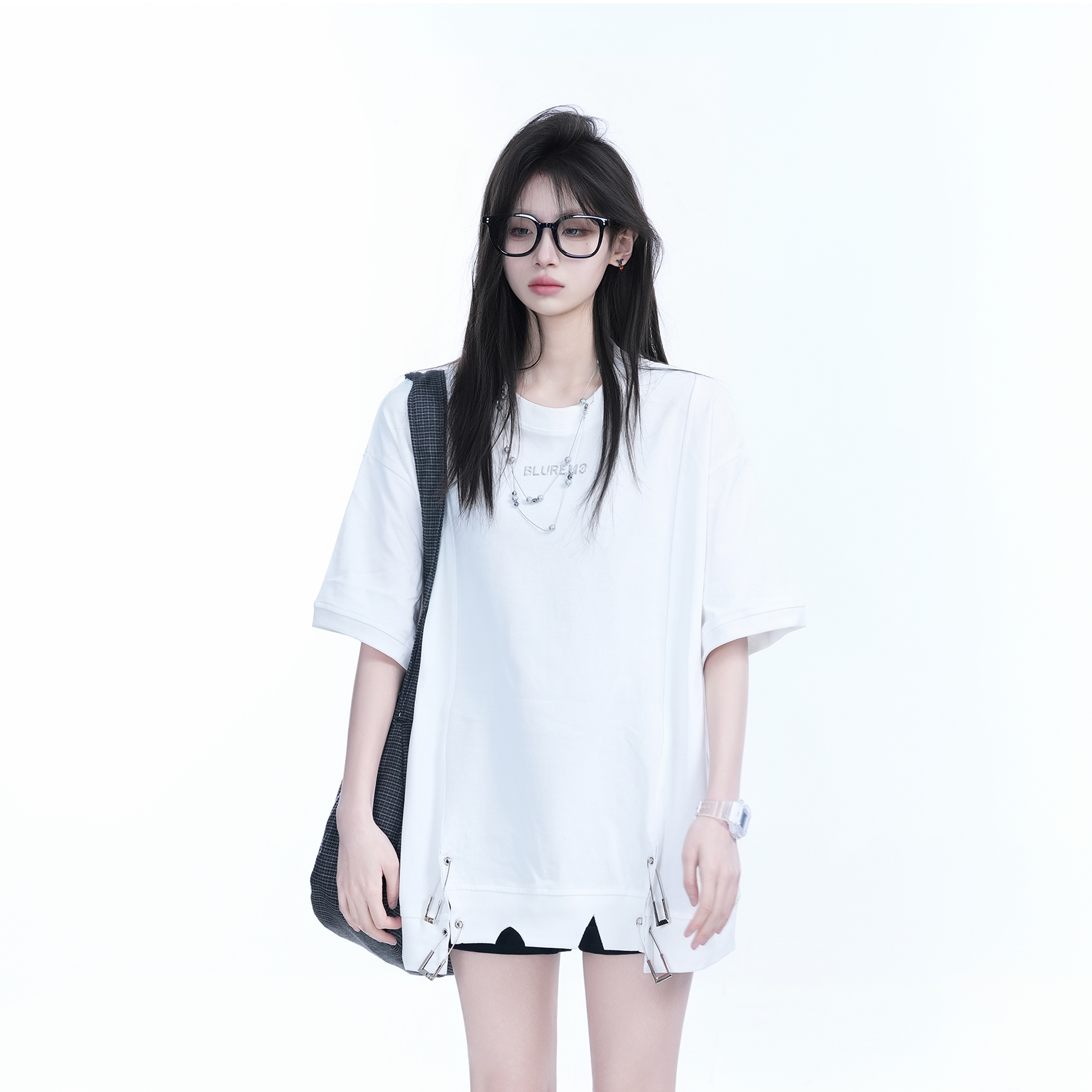 Oversized Women's Short Sleeve T-Shirt with American High Street Pin Design - Trendy Loose Fit, Casual Style for Everyday Wear