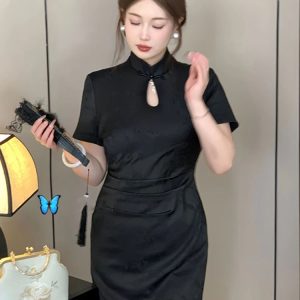 Plus Size Chinese-Style Retro Jacquard Dress for Women, Flattering Qipao Design, Summer Fashion for Curvy Figures