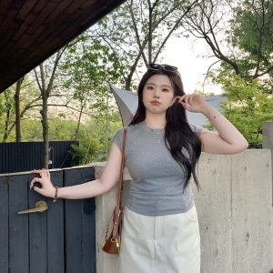 Plus-Size Flutter Sleeve Pleated Top for Curvy Figures - Easy to Wear, Flattering Short Sleeve Design, Perfect for Everyday Style