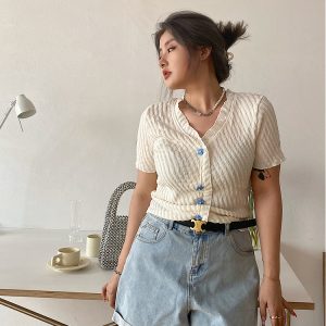 Plus-Size High-Waisted Loose-Fitting Denim Shorts with Rolled Hem - Classic Casual Straight-Leg Style for Everyday Wear