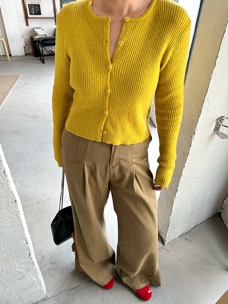 Plus Size Vintage American High Waist Wide Leg Jeans for Women, Autumn Winter Leaf Yellow Flared Workwear Pants