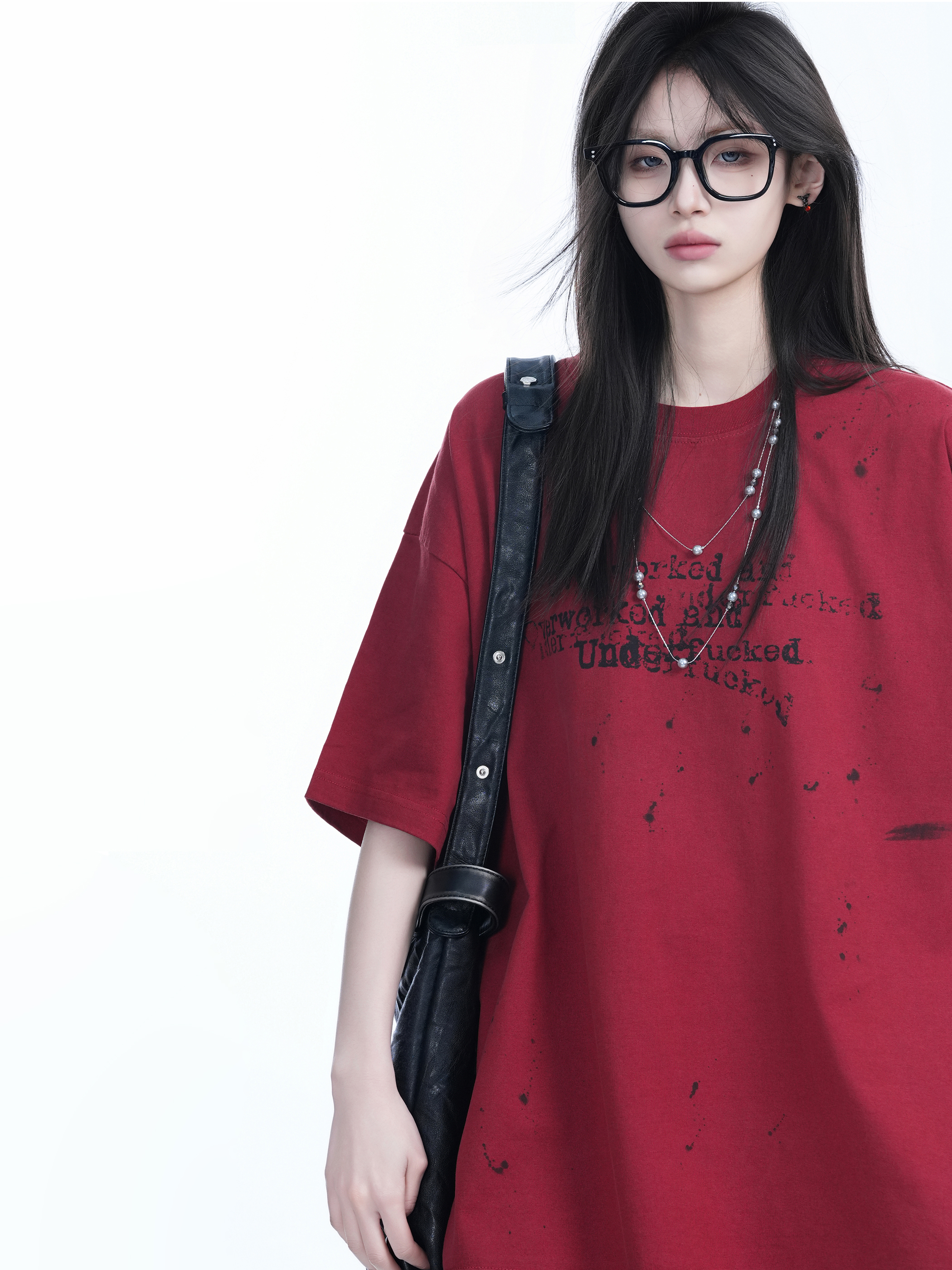 Red Ink Splash Design Short-Sleeve T-Shirt for Women - Trendy Summer Heavyweight Loose Fit, Casual Style