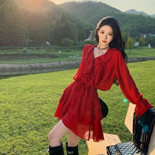 Red Lace Long Sleeve Top and High-Waisted Skirt Set for Women - Desert Photography Vacation Style