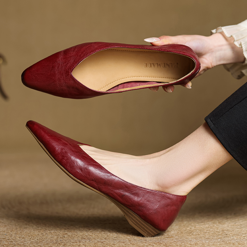 Red V-Shaped Slim-Fit Handmade Genuine Leather Slip-On Boat Shoes for Women - Stylish Artistic Design, Perfect for Chic Casual Looks