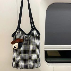 Retro Checkered Large Capacity Water Bucket Bag - Black and White Plaid Commuter Tote, Hand-Held Canvas Shopping Bag