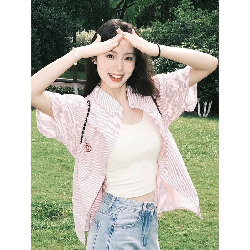 Retro Hong Kong Style Pink Striped Short Sleeve Shirt for Women - Casual Loose Fit Smiley Face Jacket Top for Summer