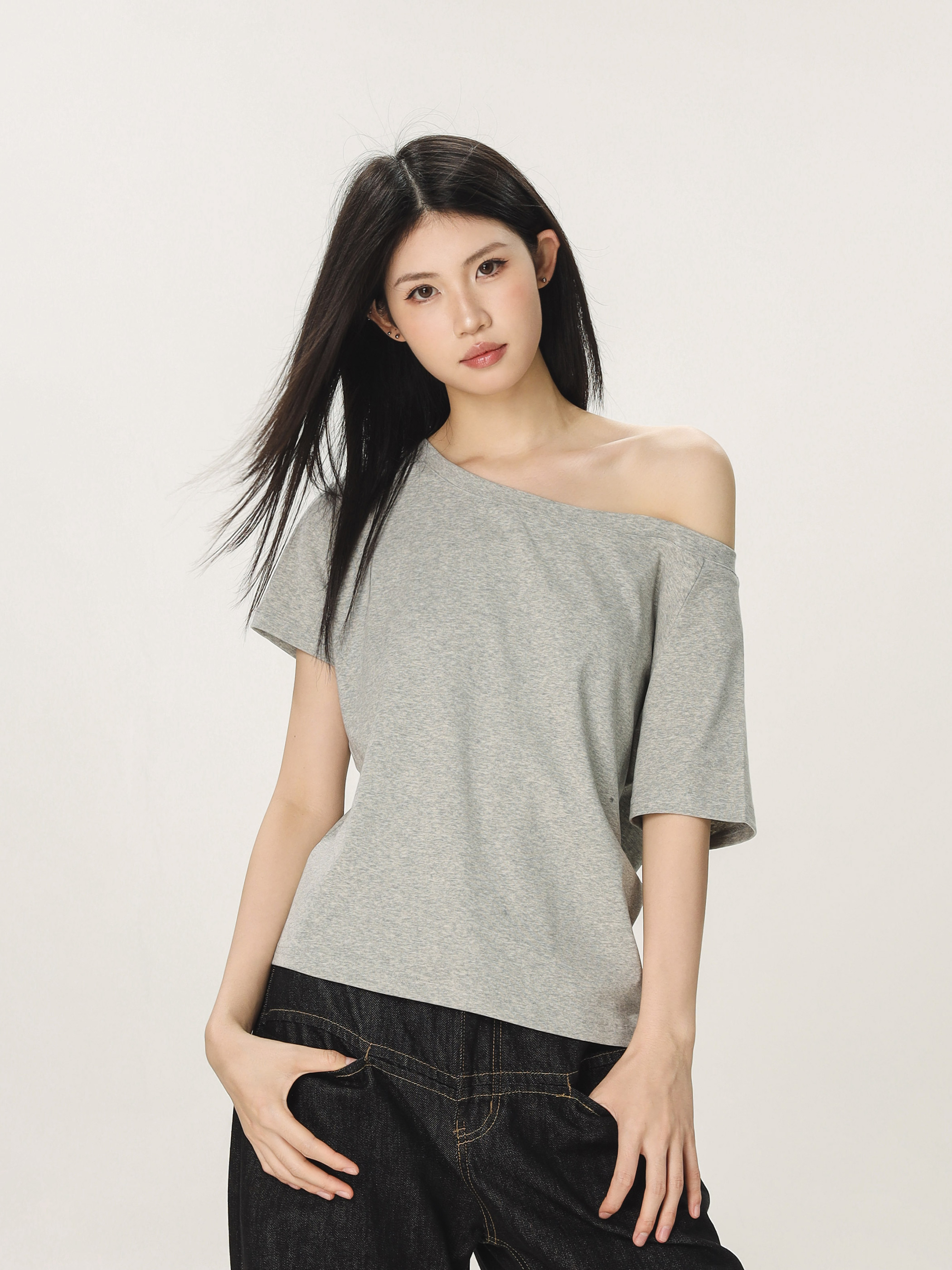 Retro Off-Shoulder T-Shirt for Women - Summer Short Sleeve Slim Fit - Unique Beautiful Hot Girl Style