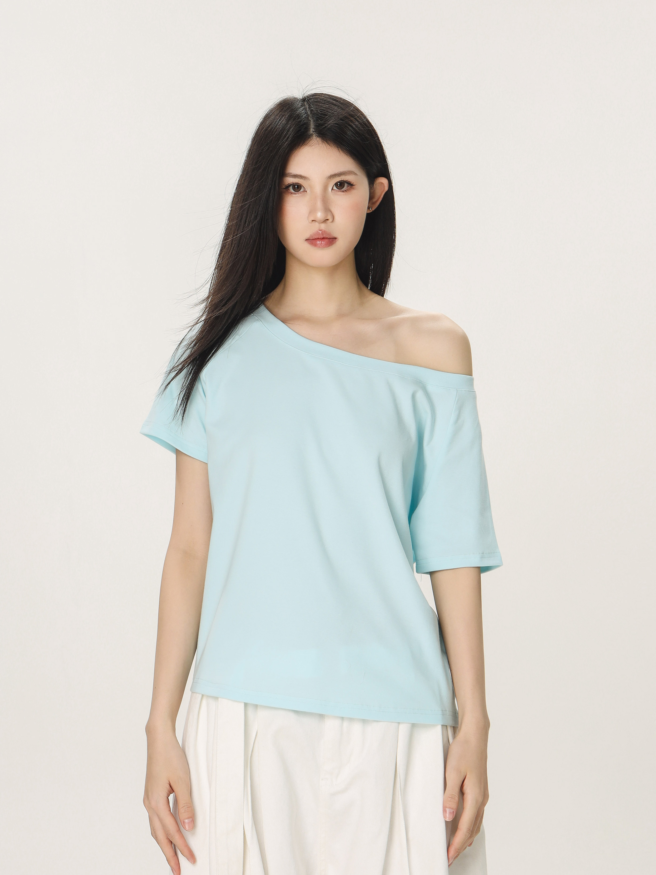Retro Off-Shoulder T-Shirt for Women - Summer Short Sleeve Slim Fit - Unique Beautiful Hot Girl Style