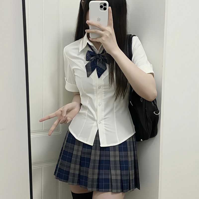 Slim Fit V-Neck White Shirt with Camellia Print, Long & Short Sleeves, College Style, Spring Summer Trend for Girls