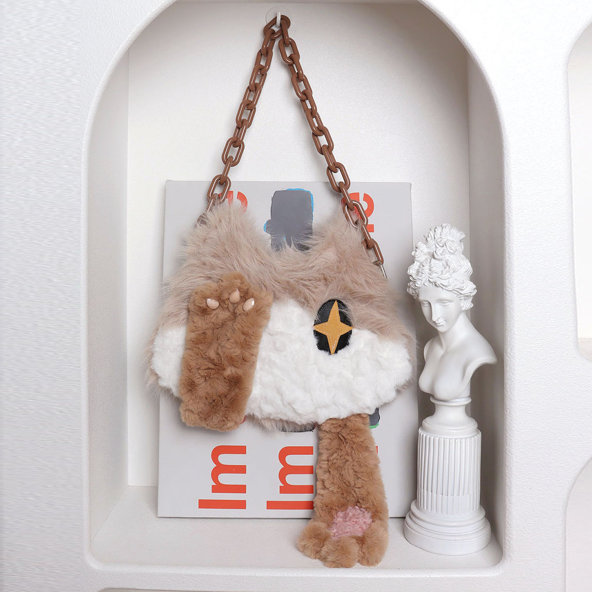Soft Plush Cat Face Covering Bag for Women - Adorable Autumn Collection, Niche Design, Student Shoulder & Crossbody Bag