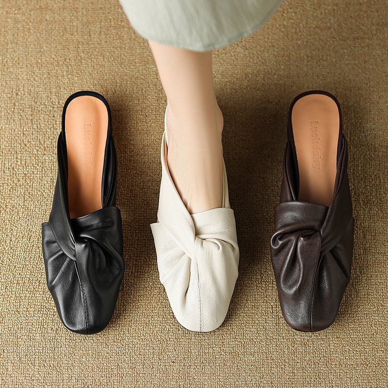 Soft Sheepskin Half-Mule Slippers for Women - Genuine Leather Outdoor Footwear, Italian Style Corso Venezia Design