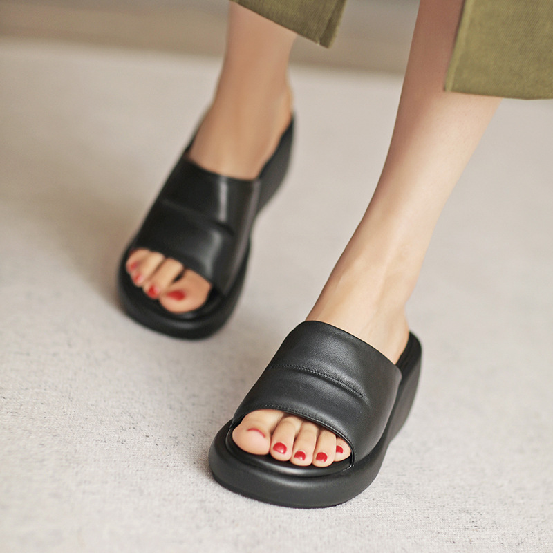 Summer 6.5 cm Thick-Soled Open-Toe Outdoor Sandals - Italian-Style Soft Sole for Ultimate Comfort