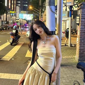 Summer Vintage Nylon Strapless Dress for Women - High-End French Style, Elegant and Chic for a Perfect Summer Look