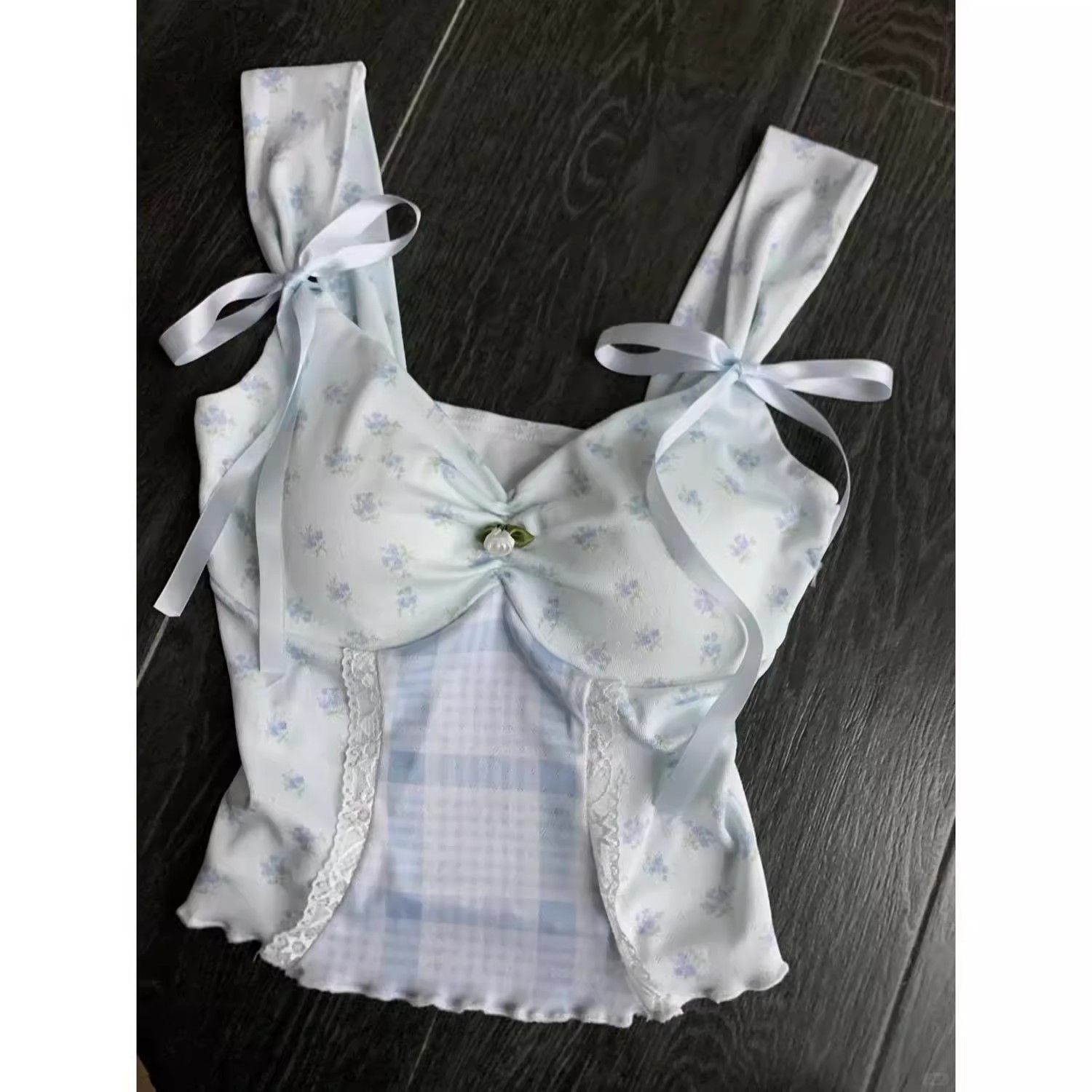 Sweet Floral Camisole for Women with Chest Pads - Summer Chic Short Fitted Sleeveless Top, Perfect for 90s and Y2K Style