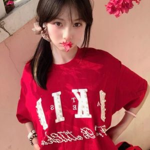 Trendy Red Short-Sleeve T-Shirt for Women with Beaded Letter Embroidery, Summer Fashion Top, American Style, Unique Design