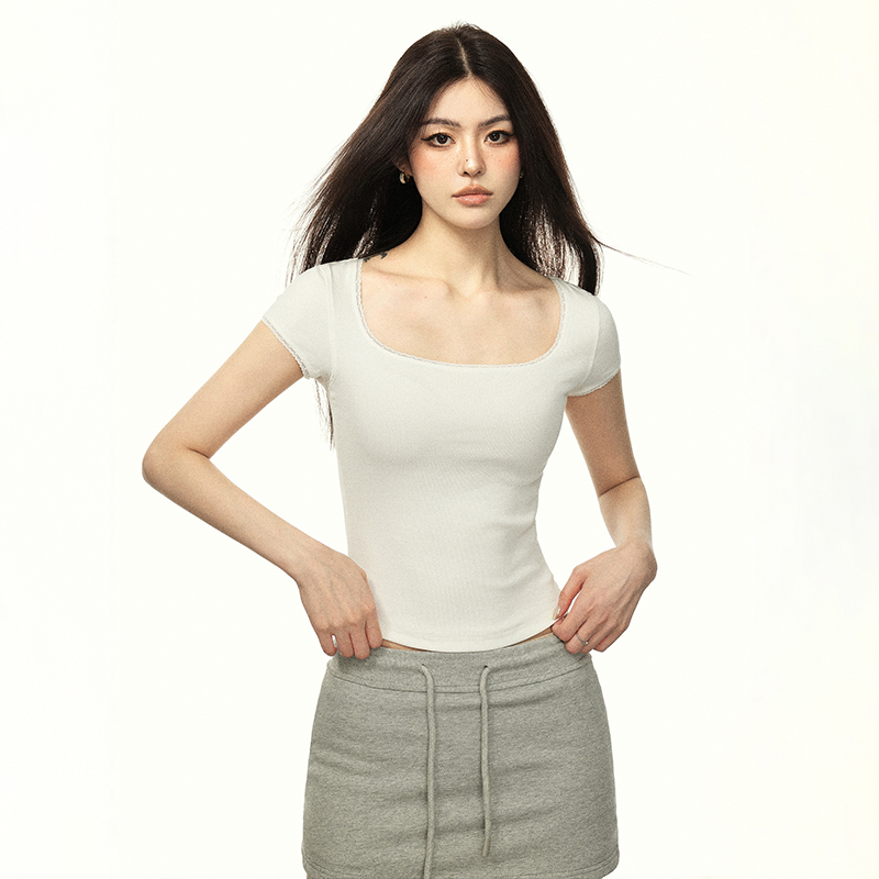 Versatile Square-Neck Cropped T-Shirt for Women - American Style Summer Short Sleeve Top, Collarbone-Revealing Trendy Design