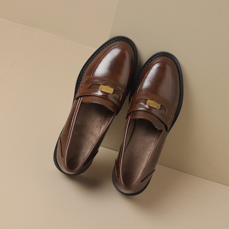 Vintage Brown Distressed Genuine Leather Slip-On Shoes for Women - Italian Style Corso Venezia Inspired Footwear