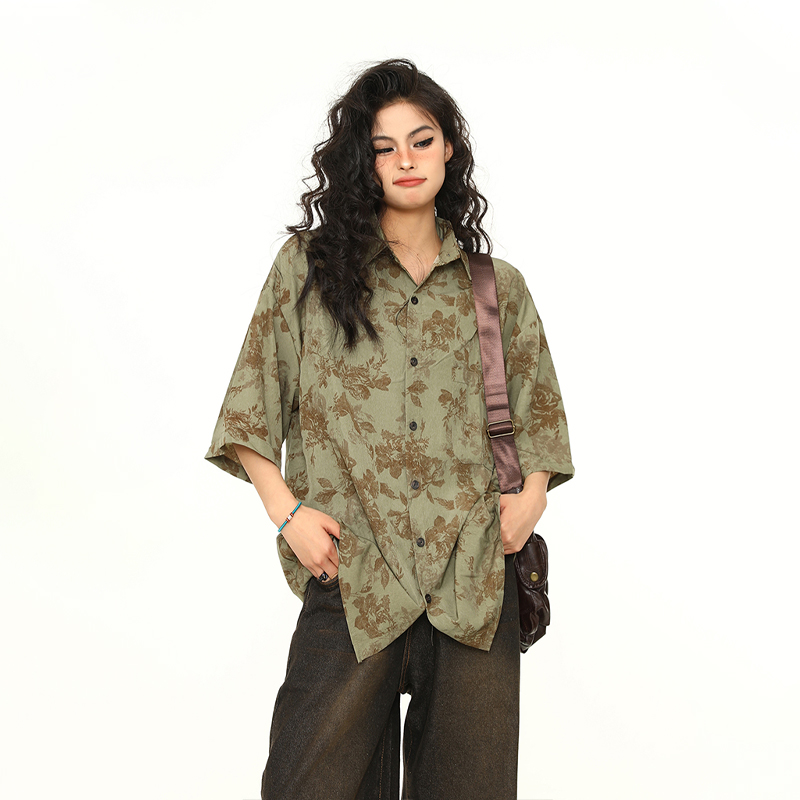 Vintage Floral Short Sleeve Shirt for Women - Retro American Style, Loose Fit, Trendy Summer Top, 90s Inspired Fashion
