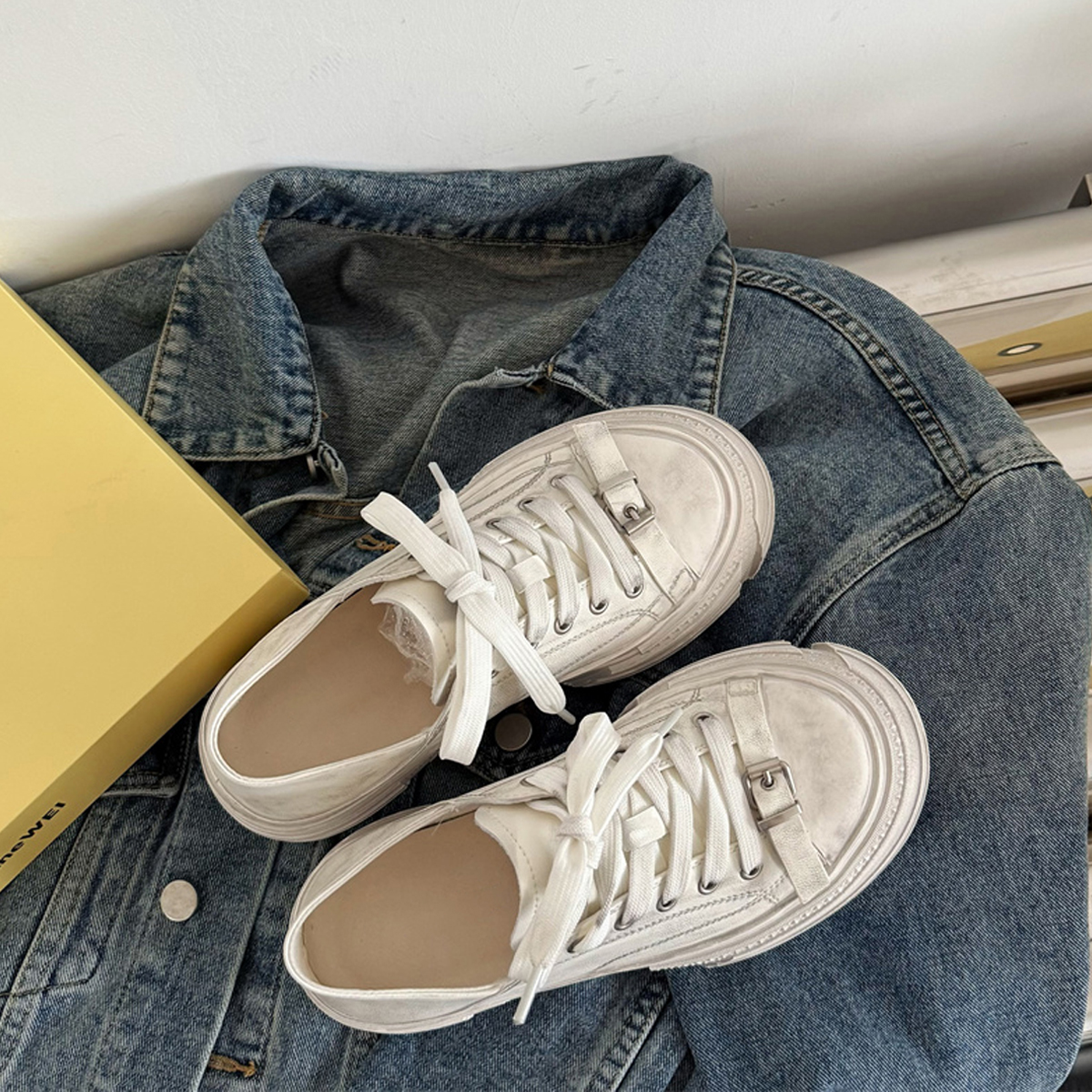 Vintage Lace-Up Sheepskin Canvas Sneakers for Women - Thick-Soled Height-Increasing Casual Sports Shoes