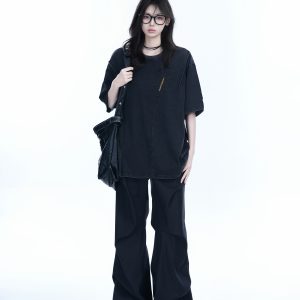 Washed Black Loose-Fit Short Sleeve T-Shirt for Women with Embroidered Half Sleeves – American Street Style, Casual 90s Aesthetic
