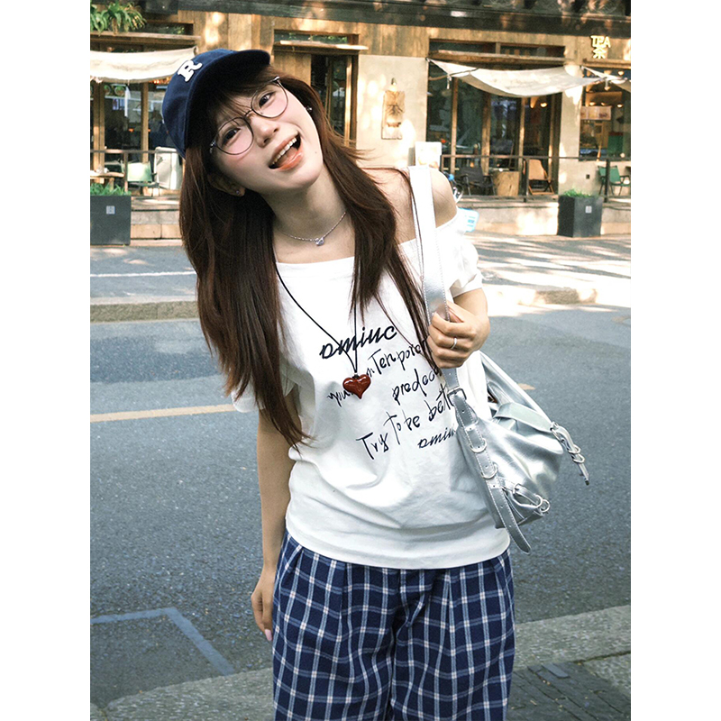 White Off-Shoulder T-Shirt for Women, Casual Summer Letter Print, Versatile Short Sleeves, College Style Hot Girl Top
