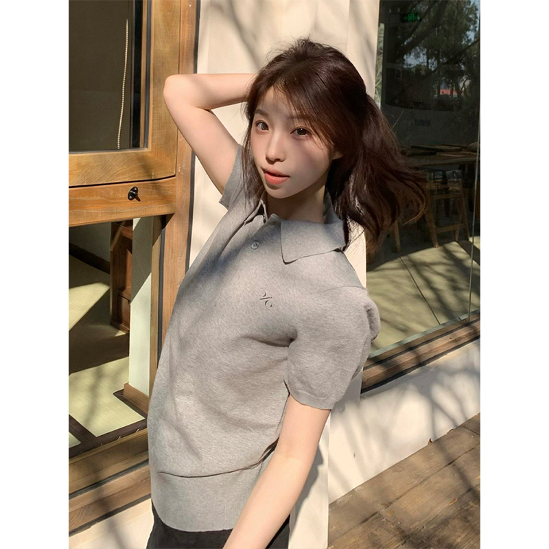 Women's American Vintage Polo Shirt, Gray Knitted Short Sleeve with Letter Embroidery, Casual Summer Style Top
