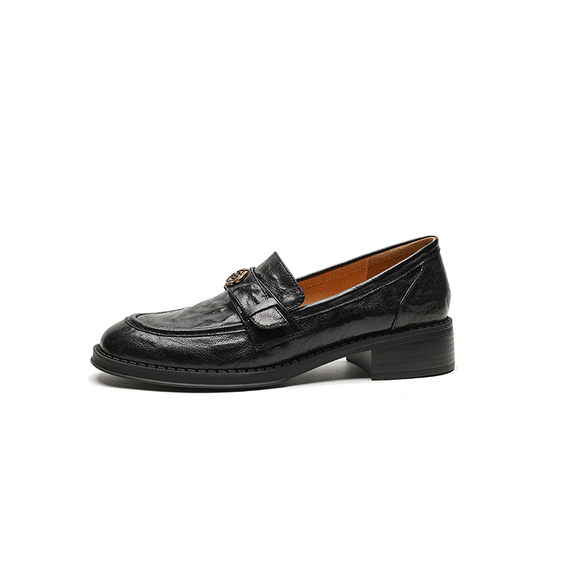 Women's Summer 2025 Soft Bottom Loafers - British Style Flat Heel Leather Shoes with Camellia Design
