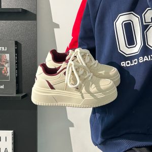Women's Thick-Soled White Shoes, Breathable Retro Korean Style Big Toe Design, Height-Increasing Versatile Bread Shoes